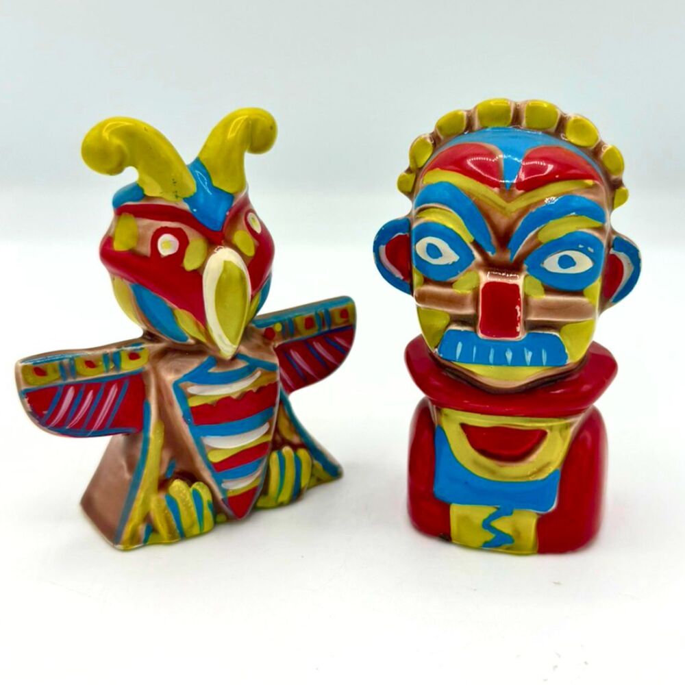 Vintage Norcrest Totem Pole Salt Pepper Shakers Aztec Tiki Island Retro Kitchen